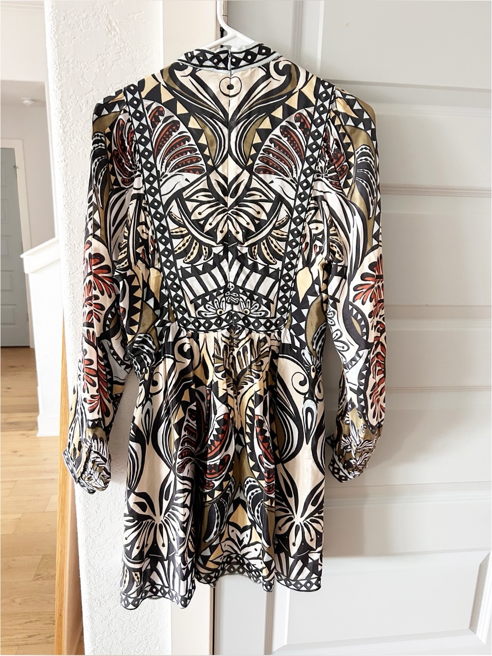 NWT Farm Rio Multicolor Balamana Long Sleeve Mini Dress - Picture 7 of 7